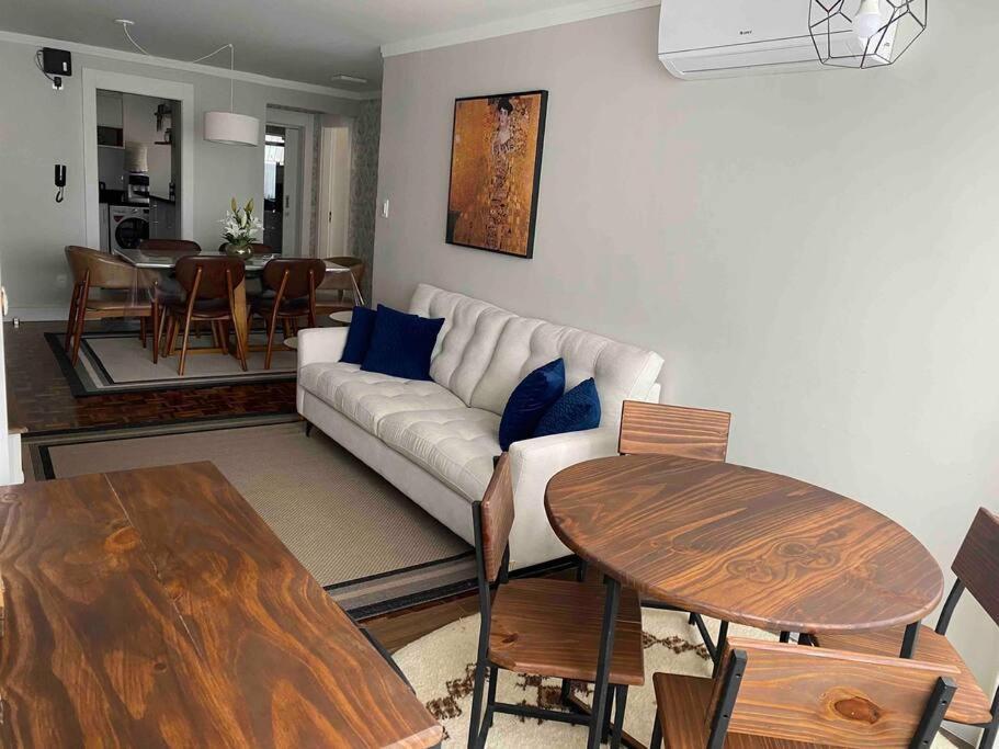 Apartamento Uma Quadra Da Avenida Atlantica, Apto 3 Quartos, Area Da Av Brasil Balneario Camboriu