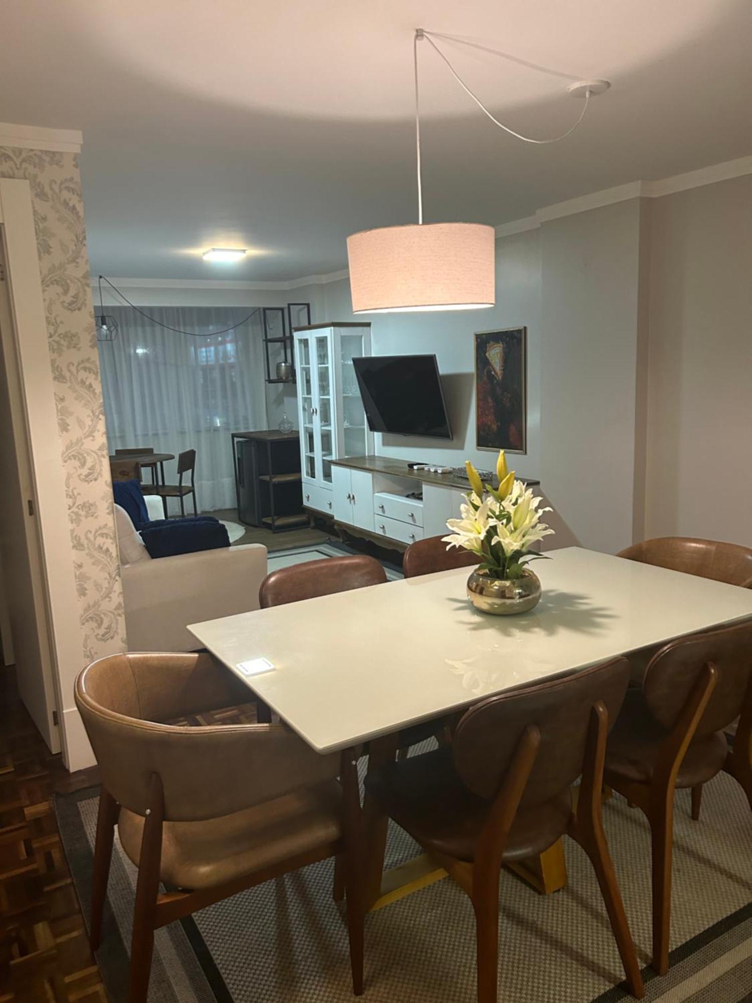 Uma Quadra Da Avenida Atlantica, Apto 3 Quartos, Area Da Av Brasil Balneario Camboriu