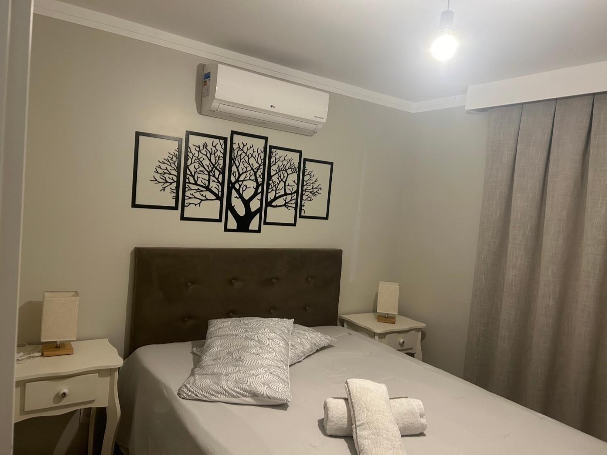 Apartamento Uma Quadra Da Avenida Atlantica, Apto 3 Quartos, Area Da Av Brasil *