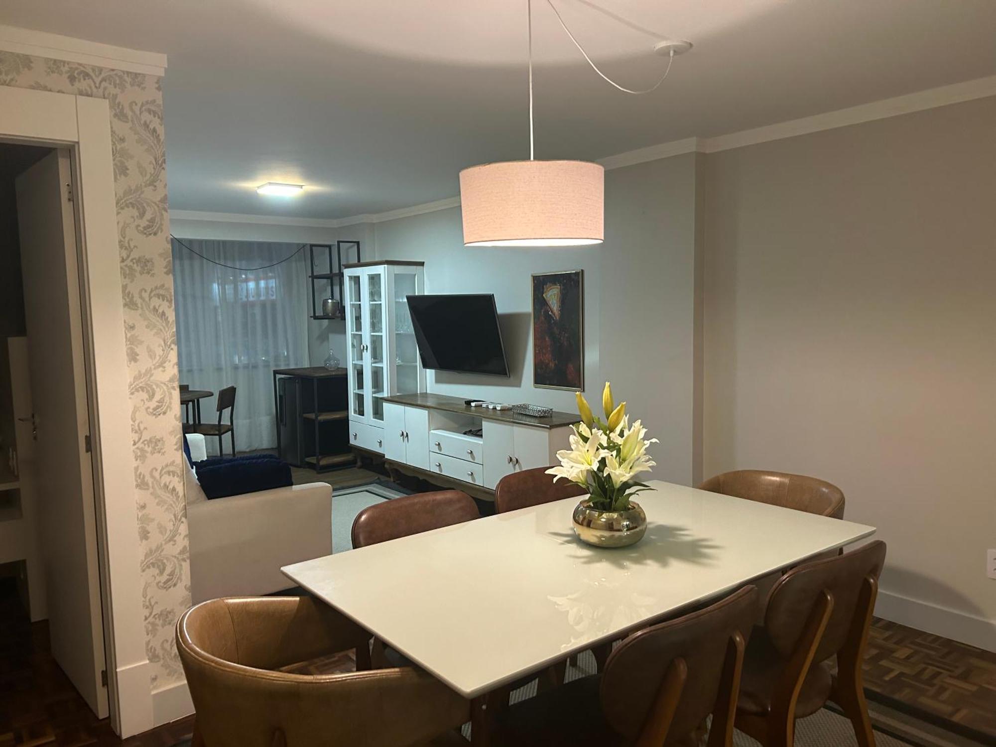 Apartamento Uma Quadra Da Avenida Atlantica, Apto 3 Quartos, Area Da Av Brasil Balneario Camboriu