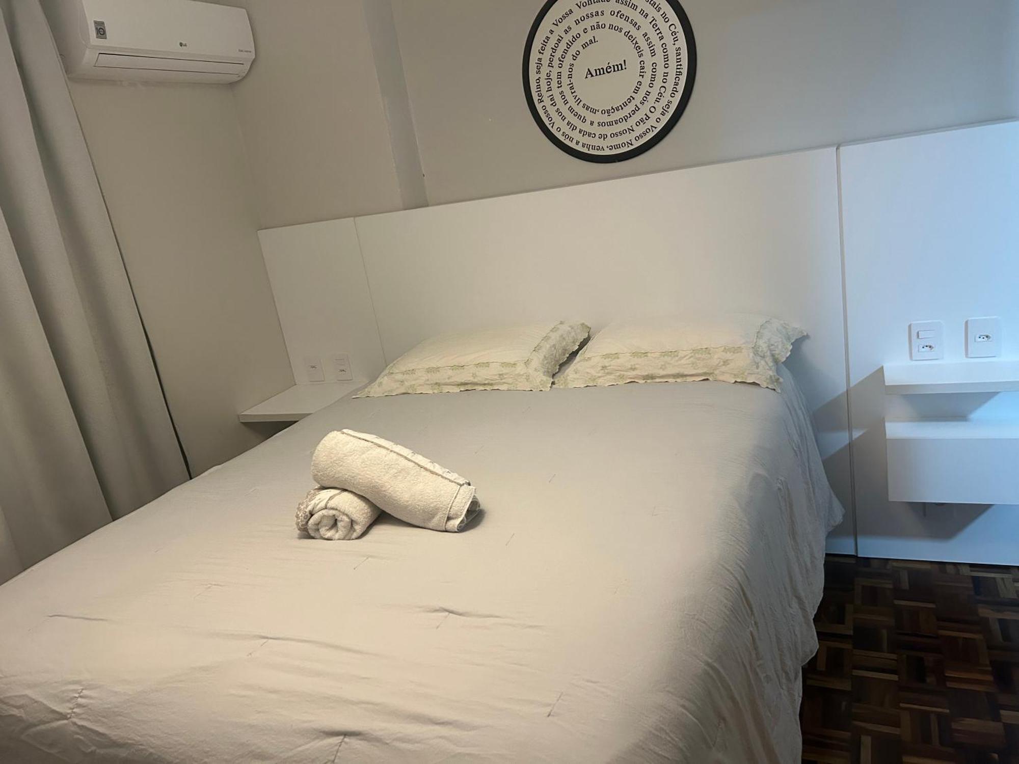 Uma Quadra Da Avenida Atlantica, Apto 3 Quartos, Area Da Av Brasil Balneario Camboriu