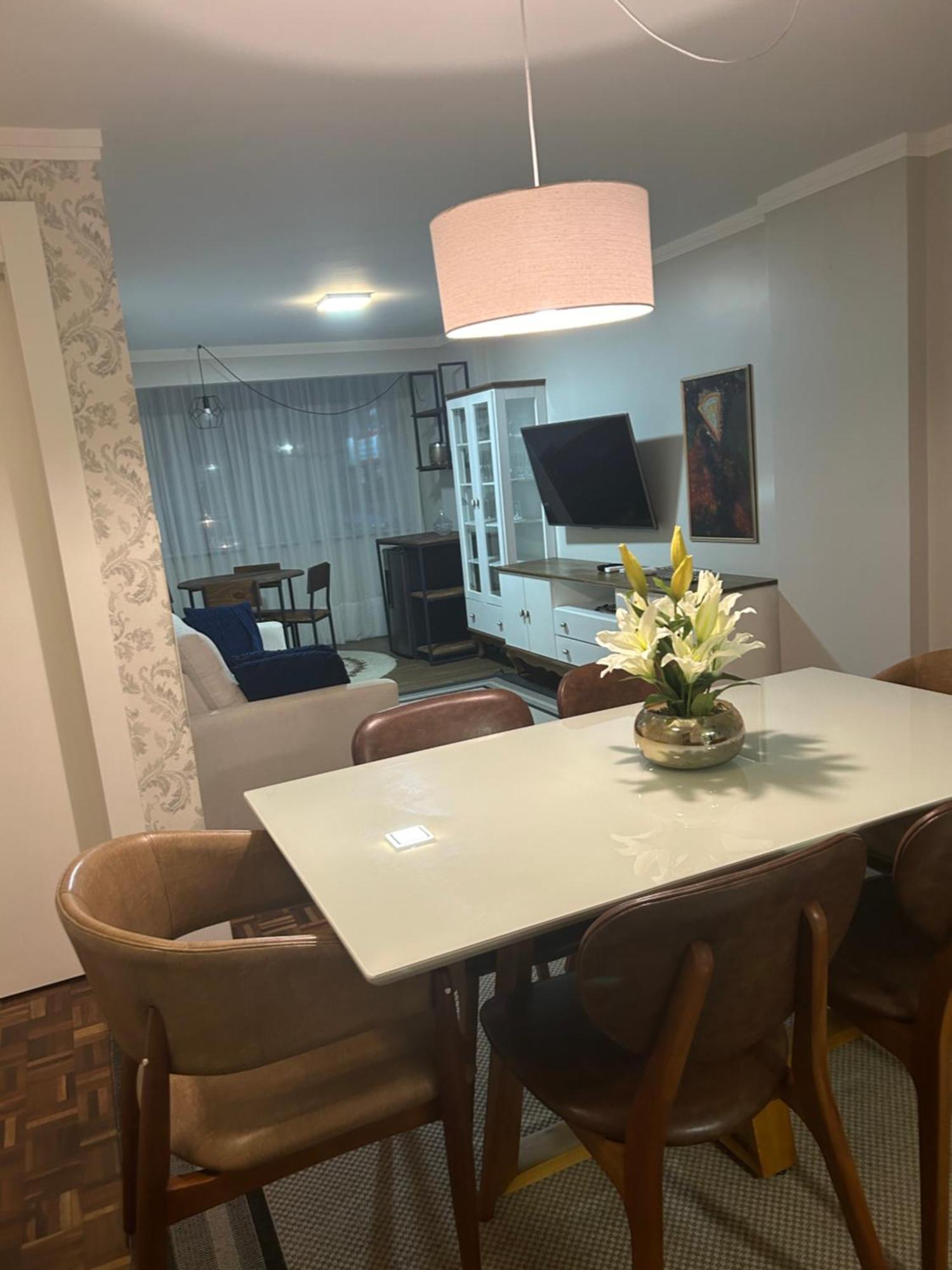 Uma Quadra Da Avenida Atlantica, Apto 3 Quartos, Area Da Av Brasil * Balneario Camboriu