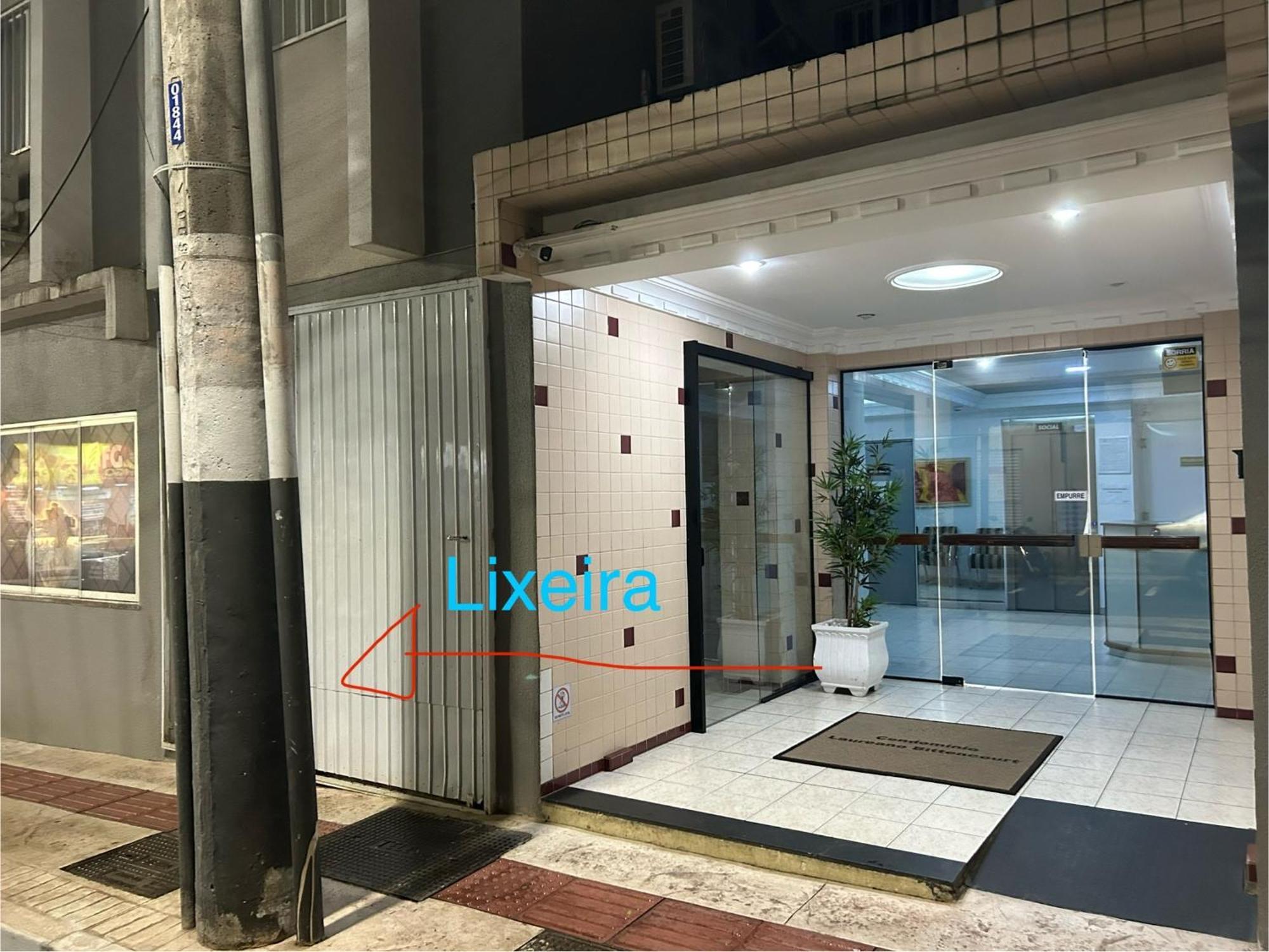 Apartamento Uma Quadra Da Avenida Atlantica, Apto 3 Quartos, Area Da Av Brasil